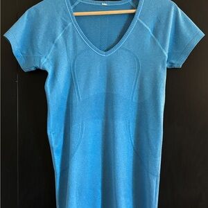 lululemon athletica Vibrant Blue Short Sleeve Tee